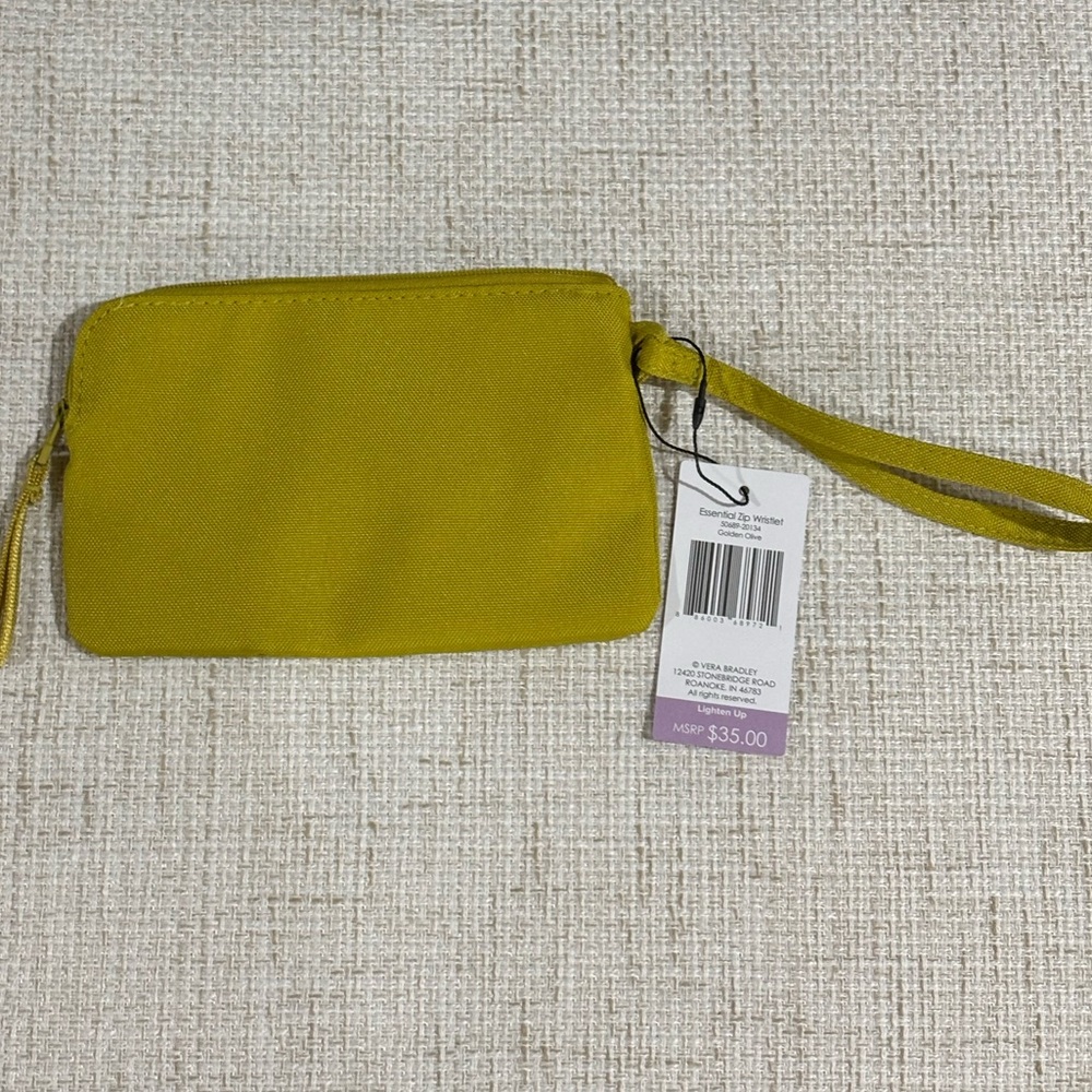 Vera Bradley Essential Zip Wristlet